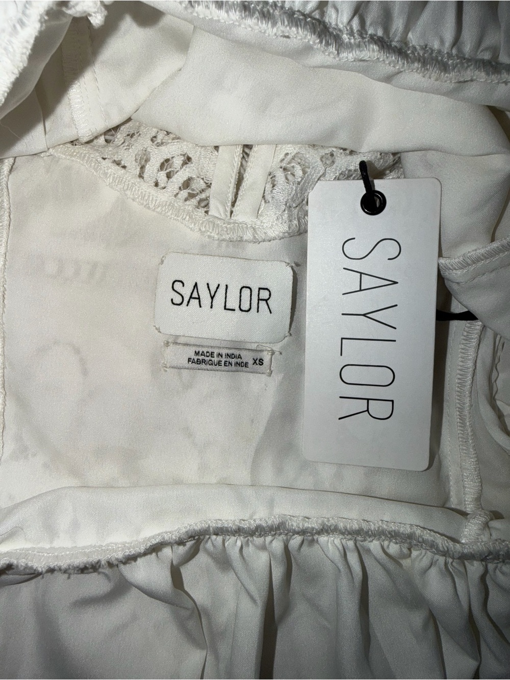 SAYLOR White Lace Puff-Sleeve Peplum Blouse - Picture 3 of 4